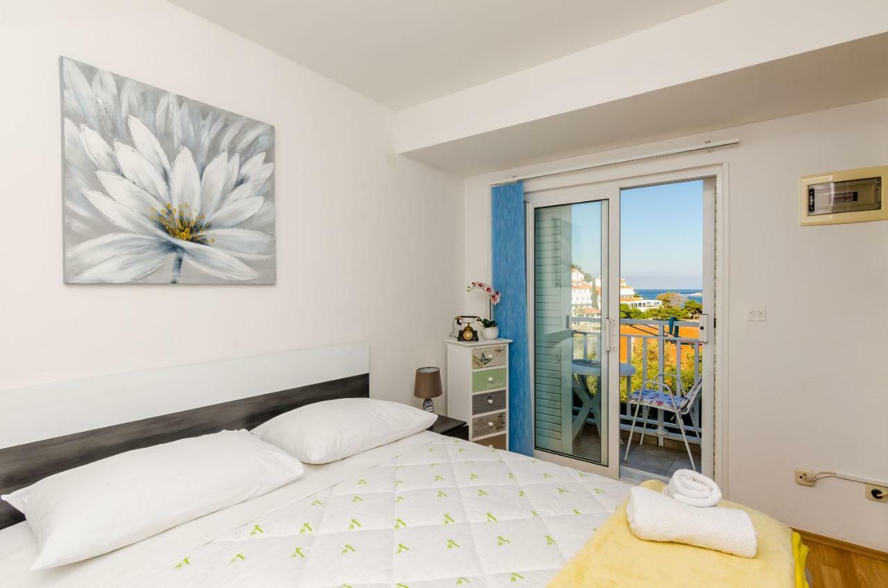 פומנה Apartments Lorena Mljet מראה חיצוני תמונה