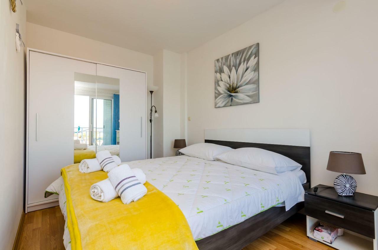 פומנה Apartments Lorena Mljet מראה חיצוני תמונה